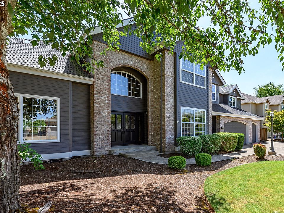 1st image of 2351 NW Pinehurst Dr