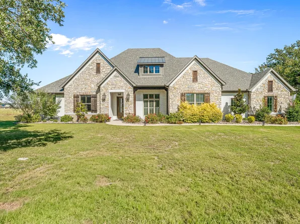 124 Heritage Springs Dr, Brock, TX 76087