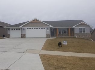 3556 Becket Dr, Green Bay, WI 54313