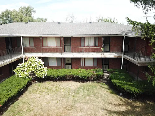 15001 Greenfield Rd #13 Photo 1