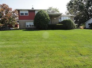 2702 Raymond Ave, Latrobe, PA 15650