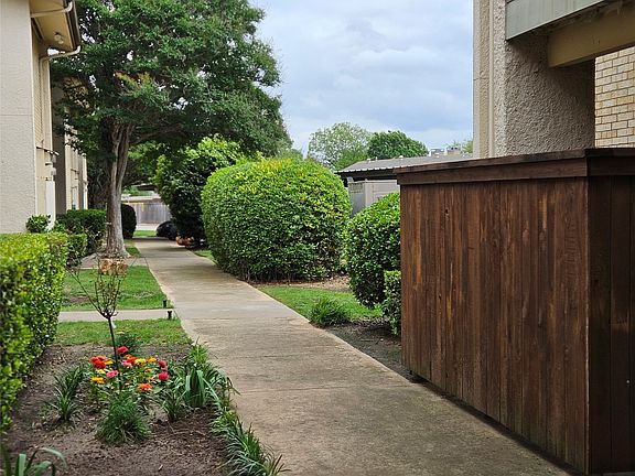 3rd image of 12816 Midway Rd APT 1067