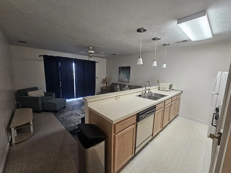4520 Coquina Harbour Dr #F5 — Photo 6