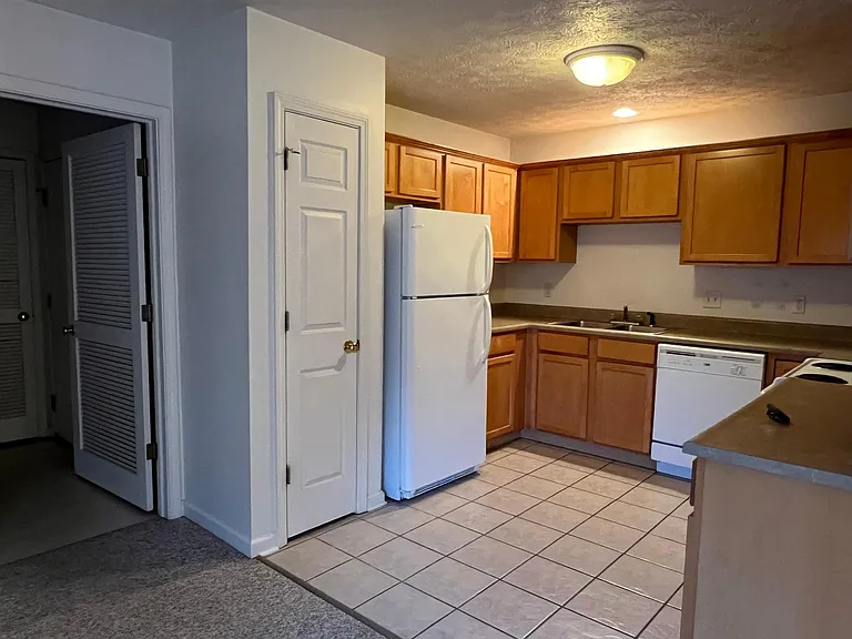 2724 Wyndham Way — Photo 2