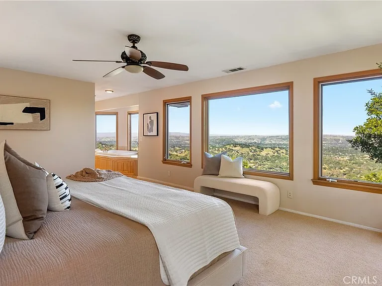 10885 San Marcos Rd — Photo 17