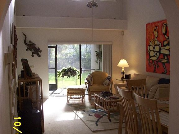 3rd image of 7609 Fenwick Cove Ln