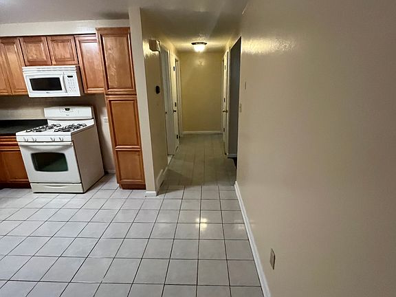 2nd image of 139 N Seine Dr #2