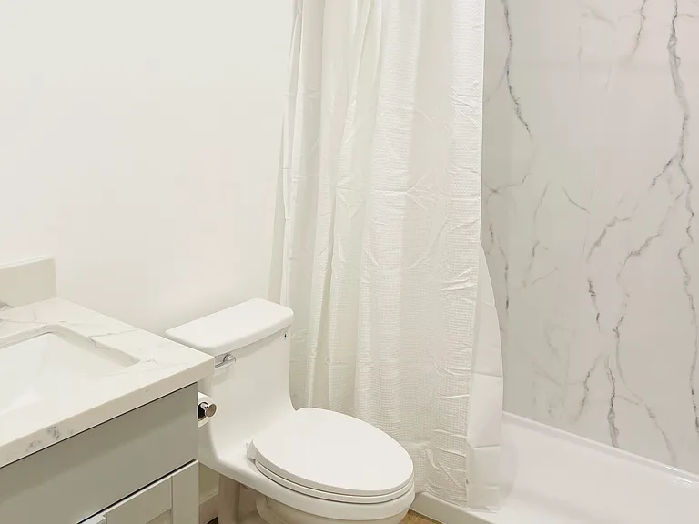1707 Brockton Ave #14 — Photo 28