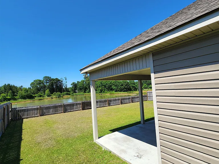 502 Charlestown Way — Photo 39