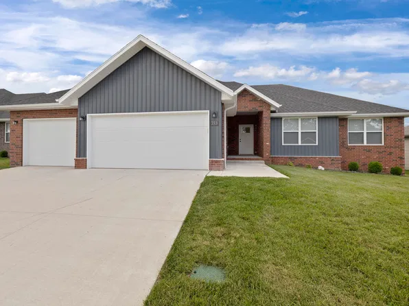 753 E Penzance Circle, Nixa, MO 65714