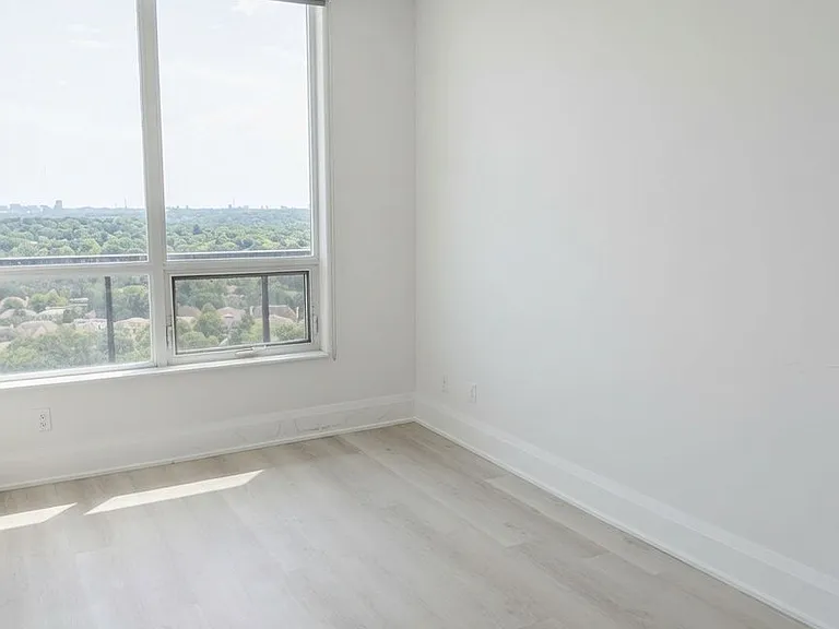 100 Harrison Garden Blvd #GPH23 — Photo 15