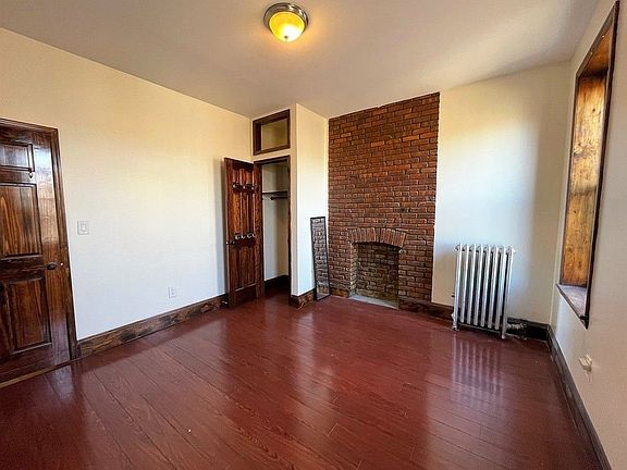 5th image of 631 Sterling Pl #3LL