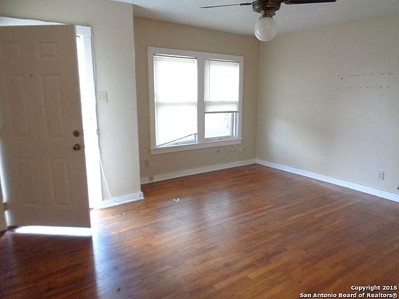 2nd image of 1514 W Lawndale Dr