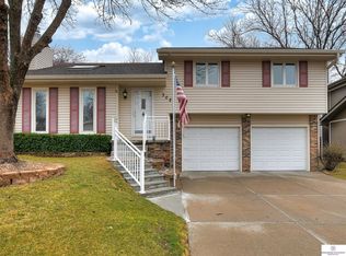3027 S 147th Cir, Omaha, NE 68144