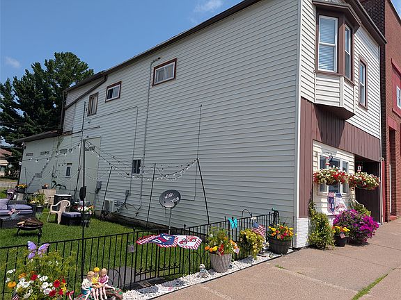 3rd image of 220 Main Street #2