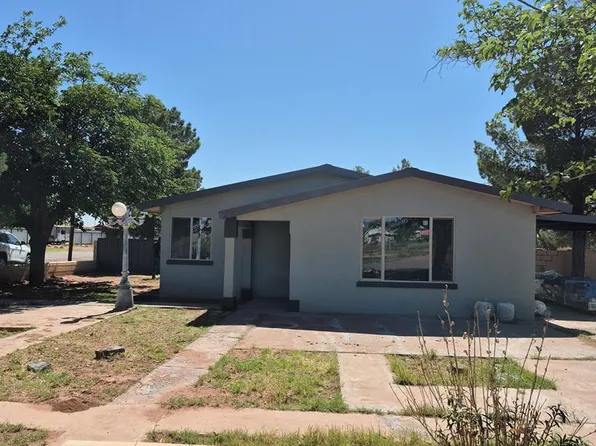 401 S Maple Ave, Van Horn, TX 79855