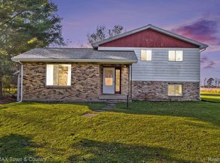 1285 N Van Vleet Rd, Flushing, MI 48433