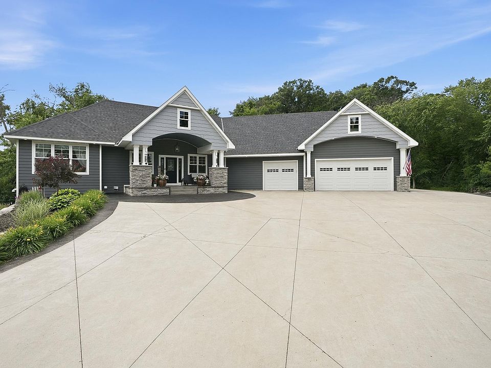1st image of 15385 50th St N