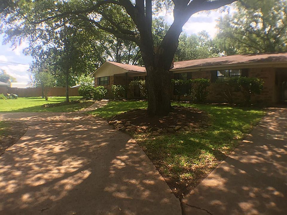 1st image of 110 York Dr