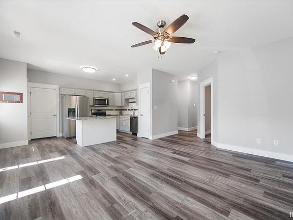 3rd image of 3945 S Cramer Cir