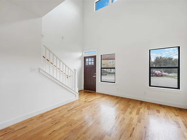 1617 Dumble St #A — Photo 4
