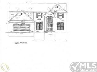 859 Monterey Ln, Rochester Hills, MI 48307