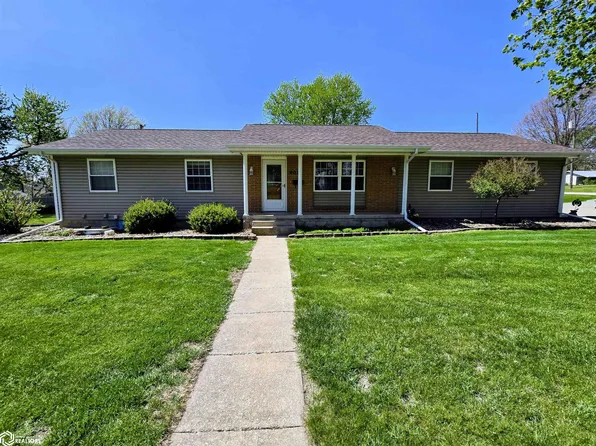 902 N Mulberry St, Creston, IA 50801