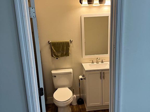 5th image of 5436 Peru St #102