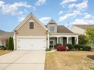 8426 Darcy Hopkins Dr, Charlotte, NC 28277