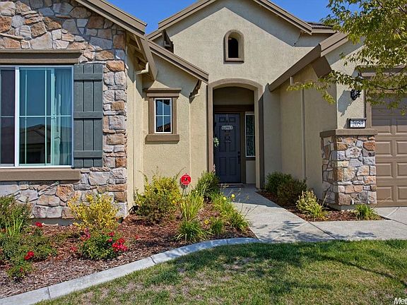 2nd image of 2057 Abby Gate Dr