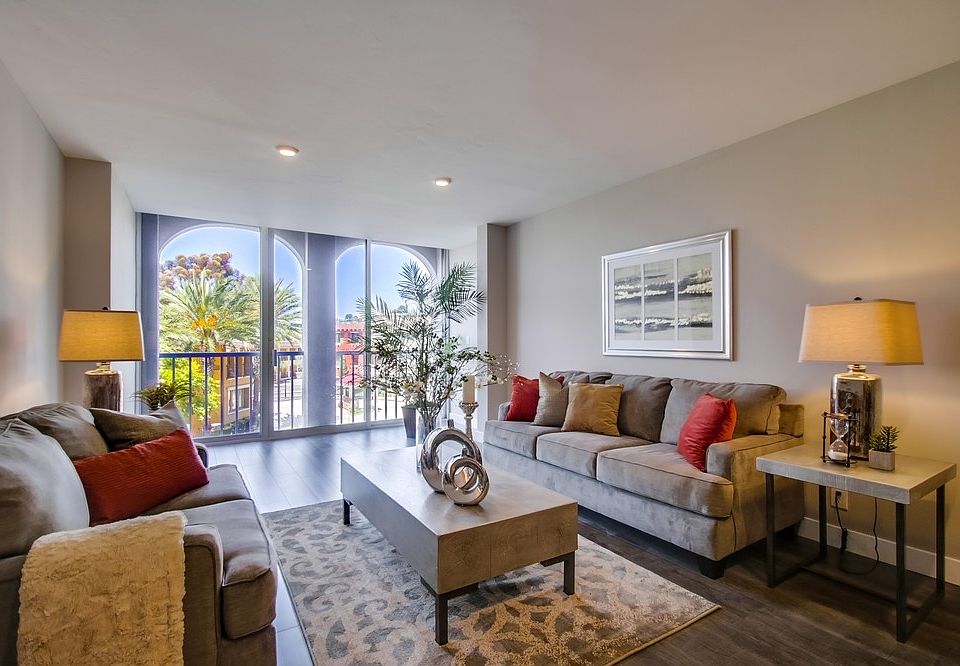 1st image of 1001 Genter St Unit 1E