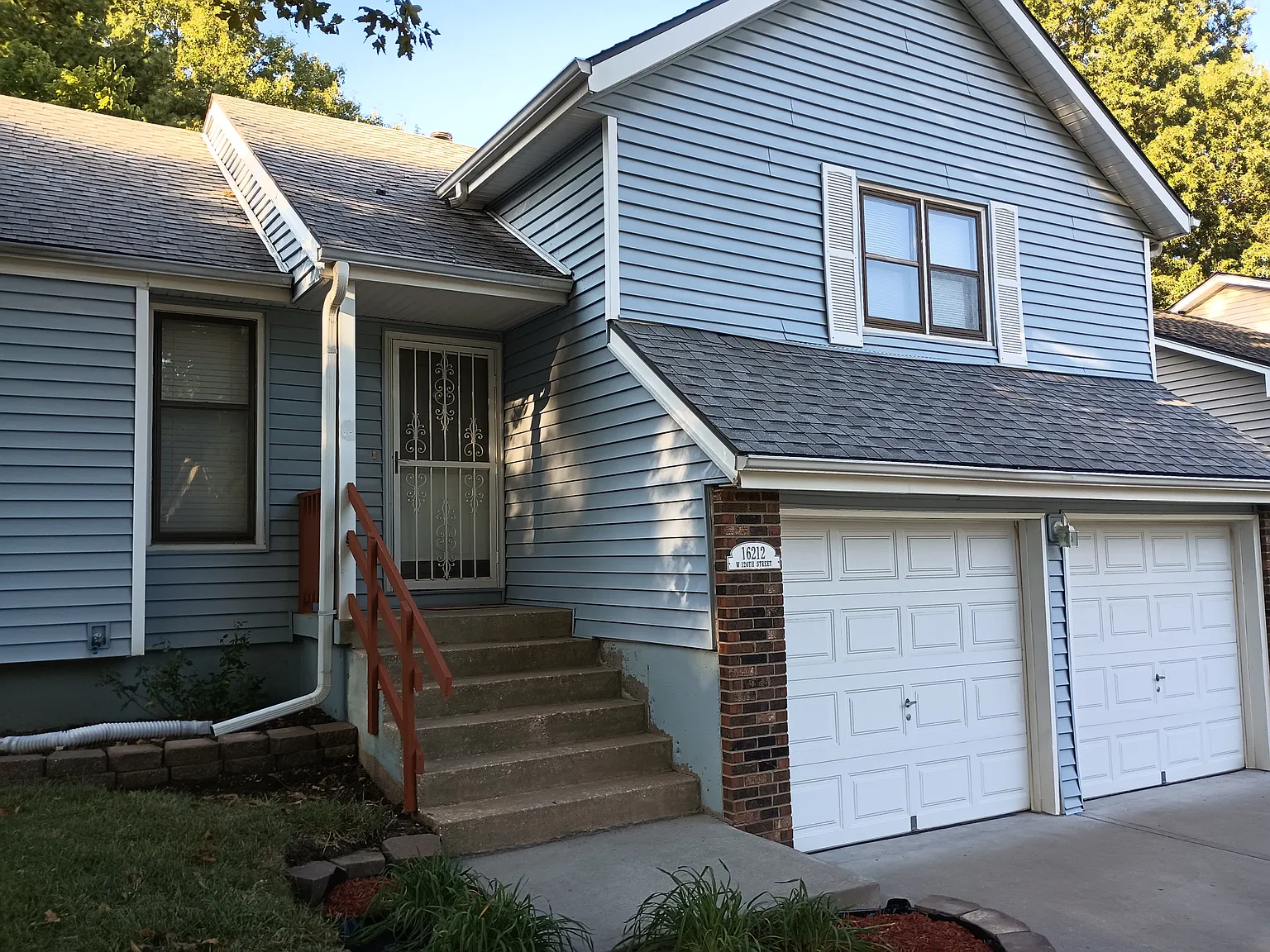 4 bed, 1767 sqft, $2,400 — Photo 3