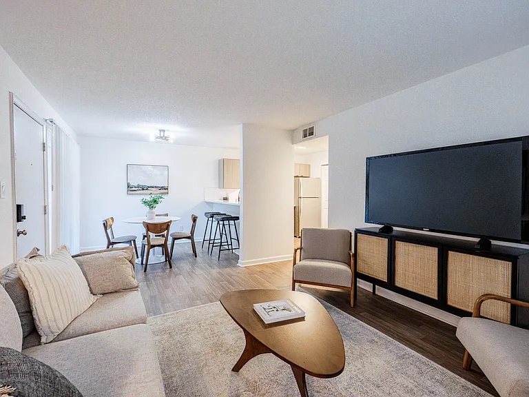 Enclave at North Point — Photo 6