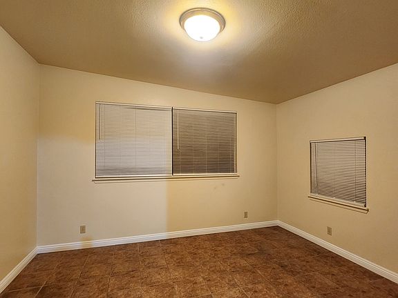 5th image of 3162 Havenpark Ave