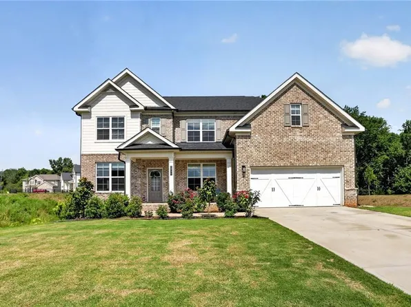 6935 Ellorie Dr, Dawsonville, GA 30534