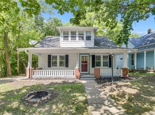 1116 W Maple Ave, Independence, MO 64050
