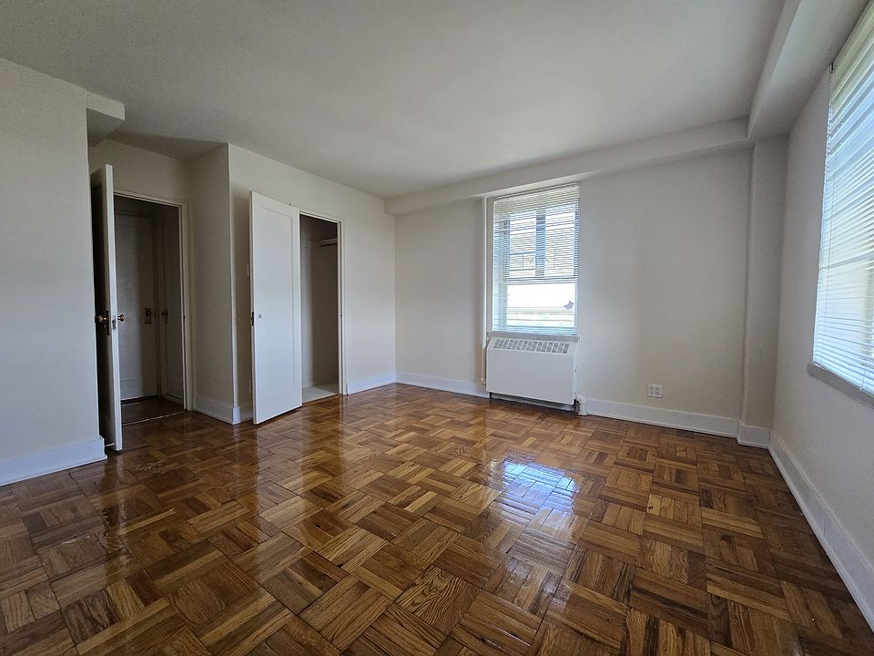 1st image of 19658 67th Ave #2B