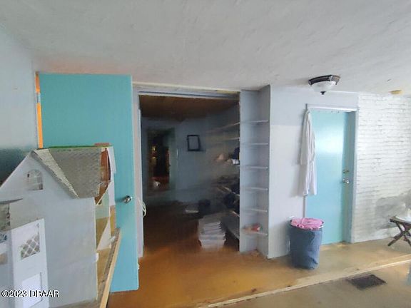 4th image of 501 S Lanvale Ave
