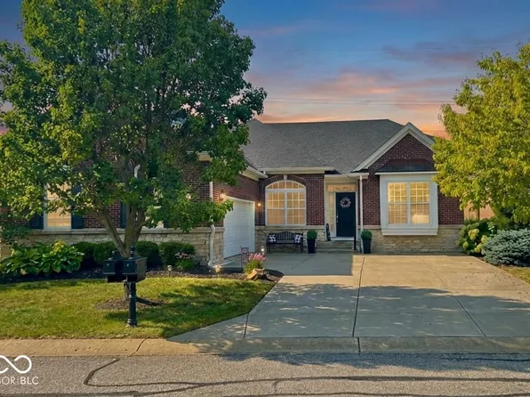 15462 Mission Hills Dr, Carmel, IN 46033