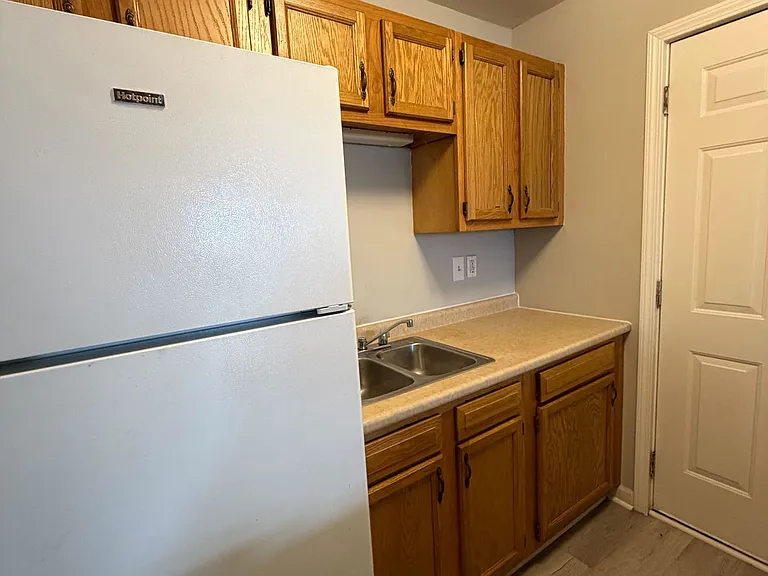 Cornerstone Apartments — Photo 14