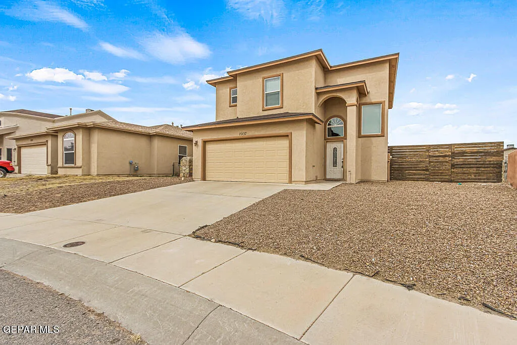 3 bed, 2.0 bath, 1709 sqft, $1,825 — Photo 3