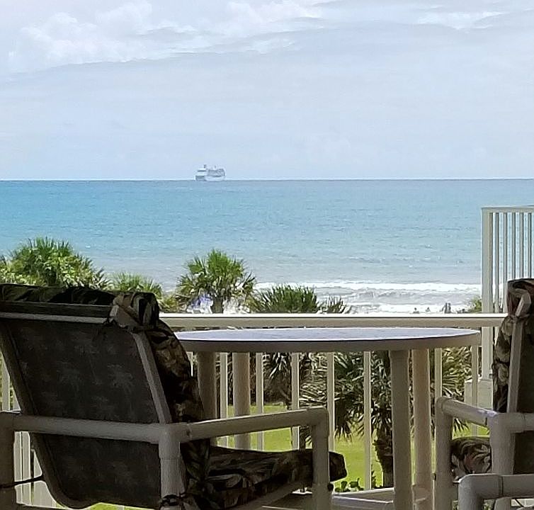 Wonderful 4th fl. ocean view