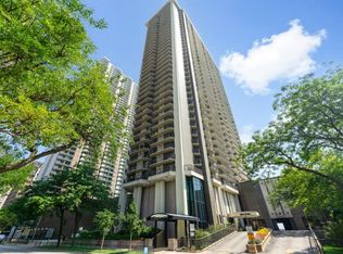 6007 N Sheridan Rd APT 18F, Chicago, IL 60660