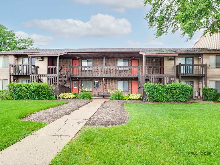 Hawthorne Glen Apartments — Photo 16