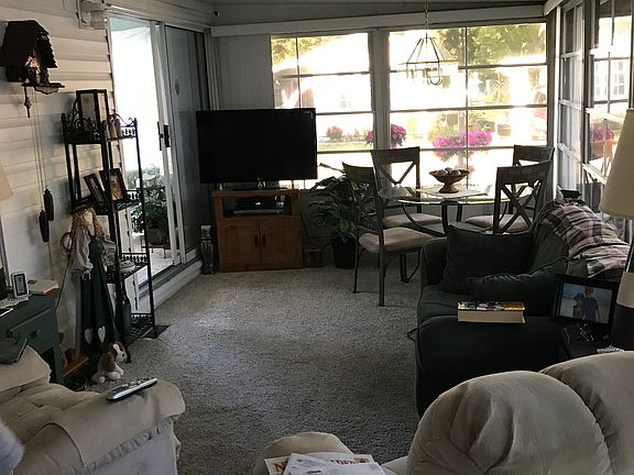 4th image of 61 Woods N Water Dr