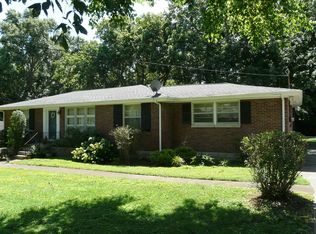 5005 Manuel Dr, Nashville, TN 37211