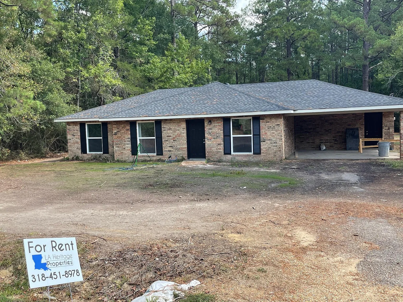 3 bed, 1452 sqft, $1,600 — Photo 1