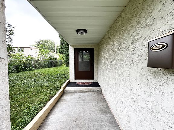 2nd image of 3881 Polk St NE #3881