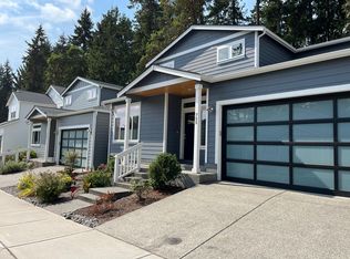 755 Fords Ct NW, Bainbridge Island, WA 98110