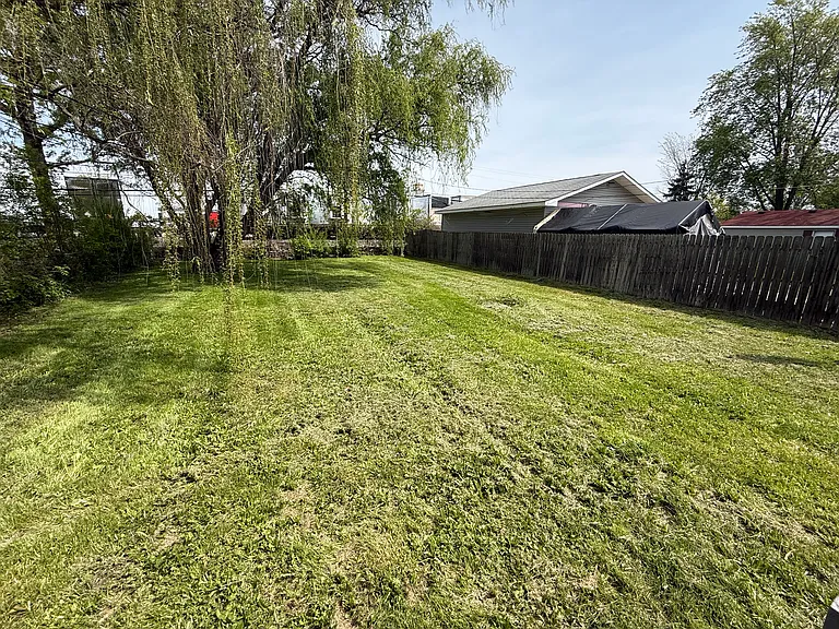 11377 Sherman Ave — Photo 3